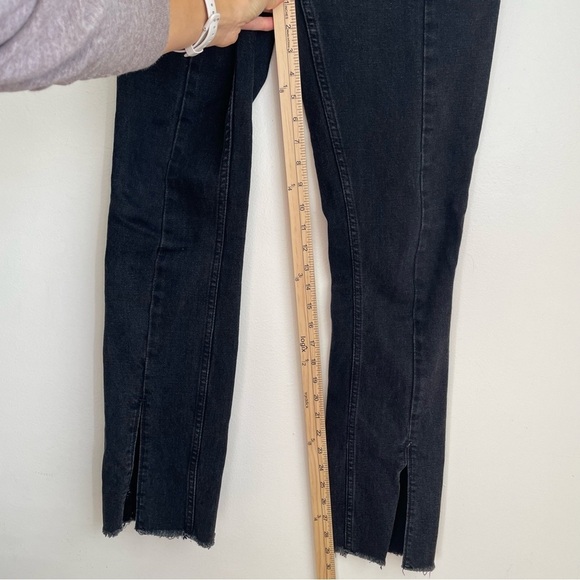 Abercrombie and Fitch The Skinny High Rise Black Jeans Split Hem size 27 solid - Picture 7 of 11